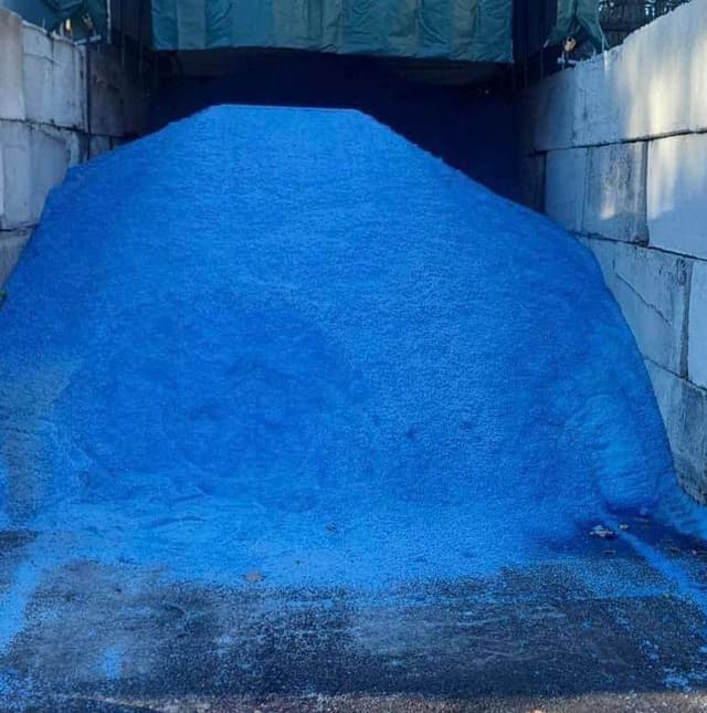 Treated Road Salt Image